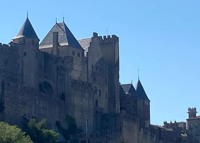 Au Pied De La Cite Medievale, Piscine, Vue Extraordinaire, La Trivala A Ferienhaus